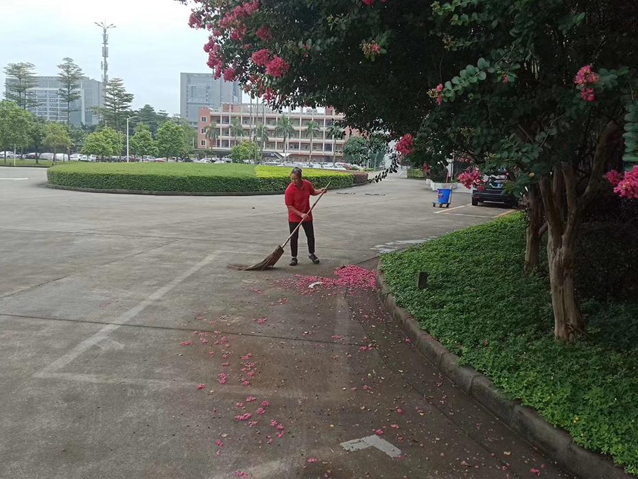 佛山豐富汽配公司工廠保潔